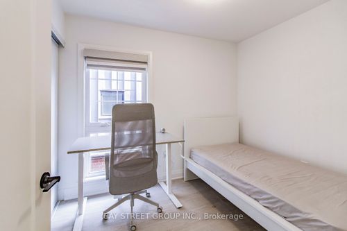 third-level-2nd-br-114 Alton Cres, Vaughan, ON, L4J0M1 | Card Image