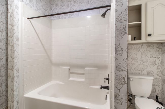 3826 Woods Blvd, House other with 4 bedrooms, 3 bathrooms and null parking in Tyler TX | Image 33