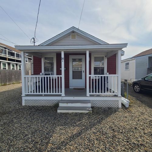 a-14 Johnson Ave, Hampton, NH, 03842-3224 | Card Image