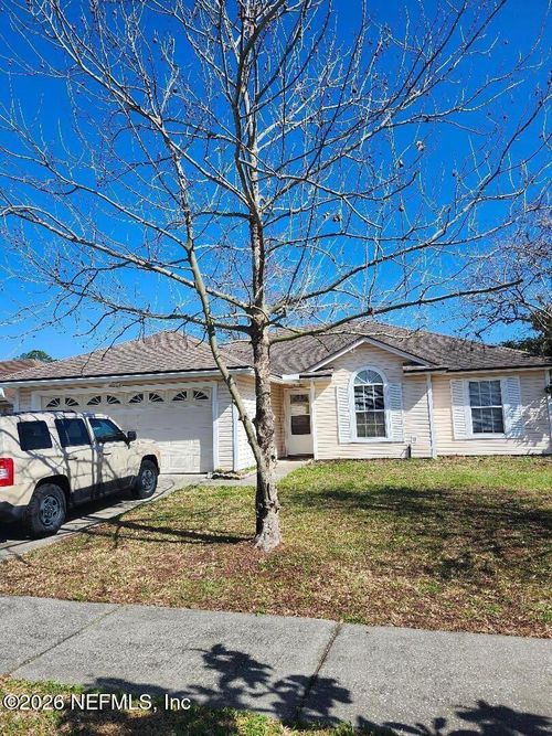 2255 Dumfries Cir E, Jacksonville, FL, 32246-9460 | Card Image