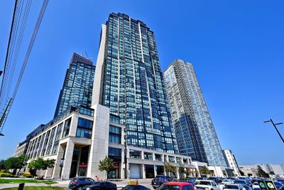 1310 - 2900 Highway 7, Condo with 1 bedrooms, 2 bathrooms and 1 parking in Vaughan ON | Image 1