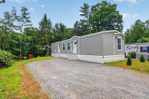 111 Old Brookline Road, Milford, NH, 03055 | Card Image