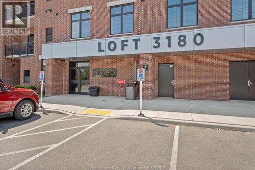 218-3180 Meadowbrook Lane, Windsor, ON, N8T0B4 | Card Image