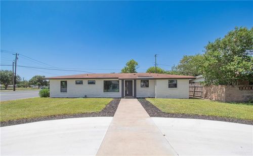 1901 Harvey Dr, McAllen, TX, 78501 | Card Image