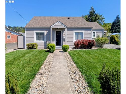 1116 N 3rd Ave, Kelso, WA, 98626 | Card Image