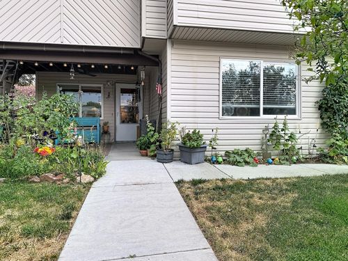 7-500 Western Ave, Buffalo, WY, 82834-2156 | Card Image