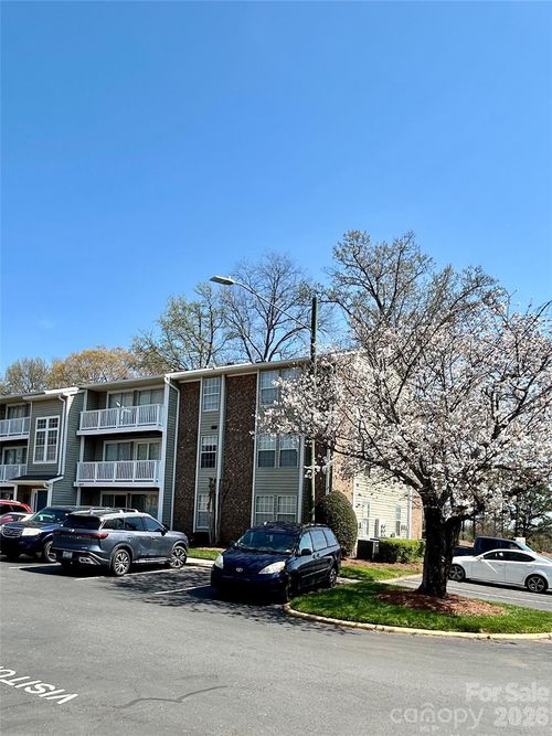 apt-k-1649 Arlyn Cir, Charlotte, NC, 28213-3687 | Card Image