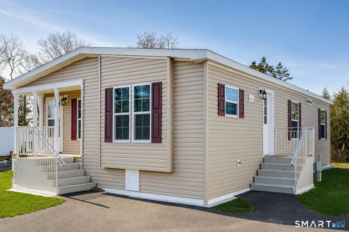 46-111 Clark Ln, Waterford, CT, 06385-2120 | Card Image