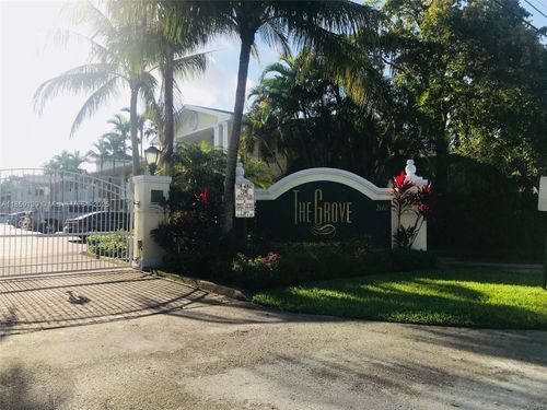 apt-201-2660 Ne 8th Ave, Wilton Manors, FL, 33334-2574 | Card Image