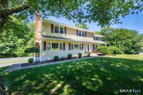 152 Holmes Rd, Ridgefield, CT, 06877-4331 | Card Image