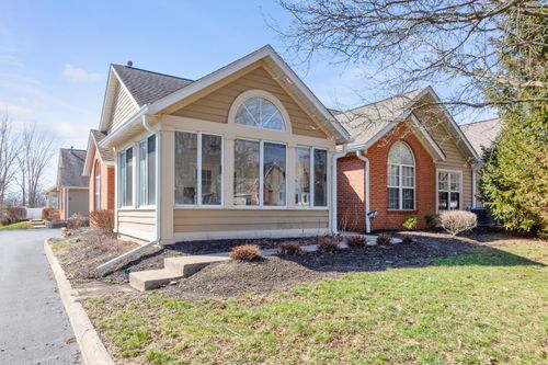 93 Green Ln, Pickerington, OH, 43147-9575 | Card Image