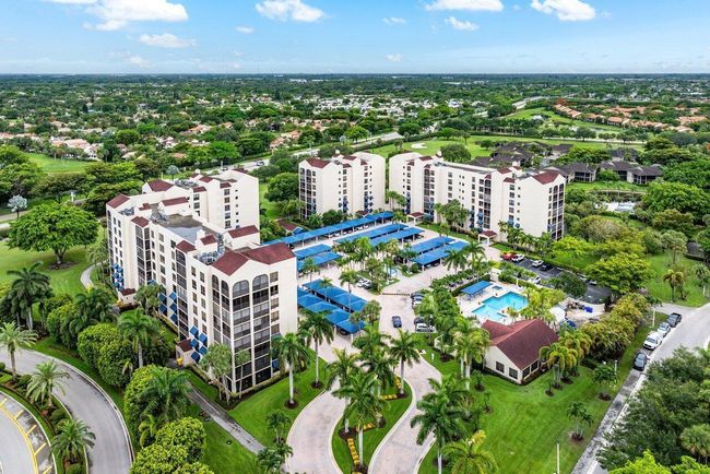 APT-802 - 7578 Regency Lake Dr, Condo with 3 bedrooms, 3 bathrooms and null parking in Boca Raton FL | Image 36