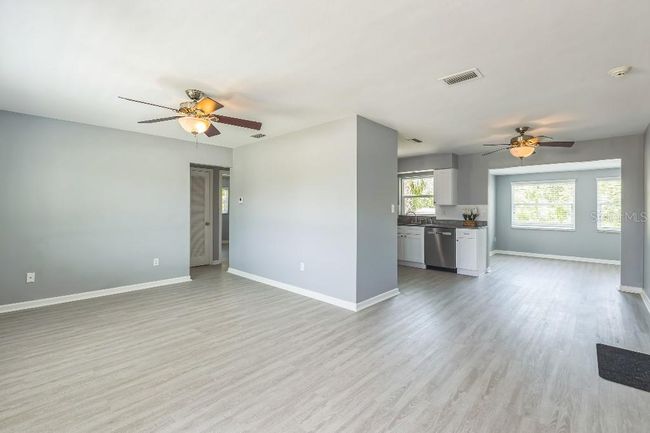 106 Avery Ave, House other with 2 bedrooms, 2 bathrooms and null parking in Crystal Beach FL | Image 7