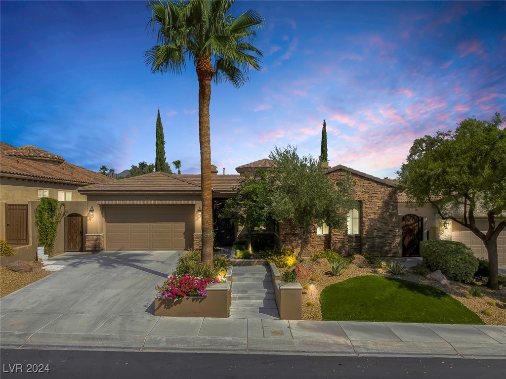 Glowing Sunset Ln, Las Vegas, NV 89135