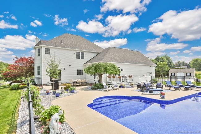 197 Shadow Pond Ln, House other with 4 bedrooms, 4 bathrooms and 6 parking in Suffield CT | Image 35