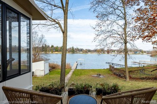 11523 Timberlane Trl, Hartland, MI, 48353-3454 | Card Image