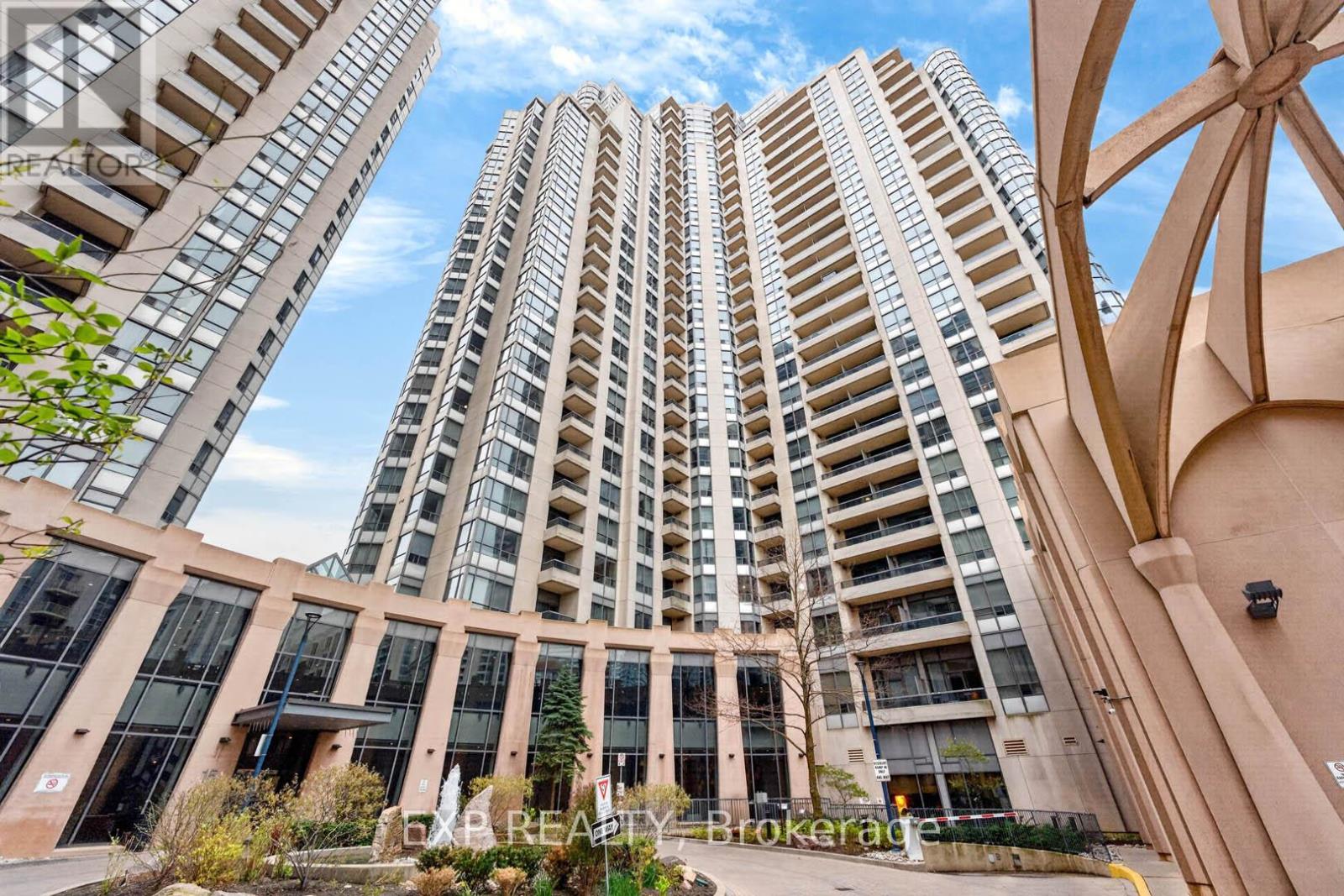 Residential in Toronto (Willowdale East) 2