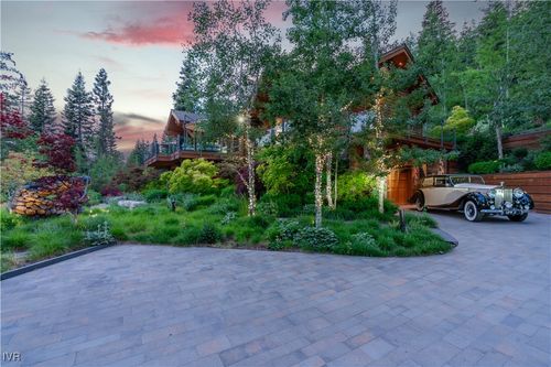 475 Tuscarora Rd, Crystal Bay, NV, 89402-7714 | Card Image