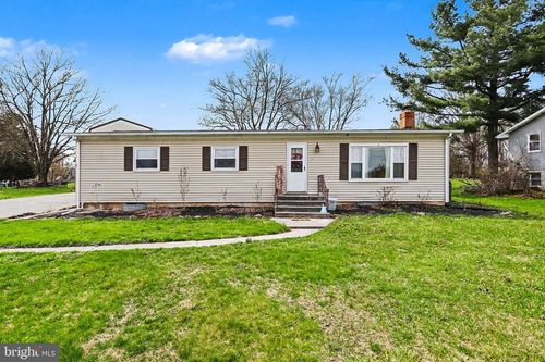 32 Pine Rd, ABBOTTSTOWN, PA, 17301-8970 | Card Image