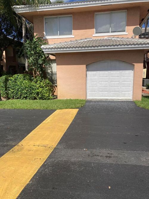 1-3243 Nw 44th St, Oakland Park, FL, 33309-4281 | Card Image