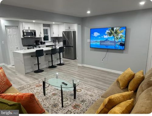 114 Geneva Ave, SILVER SPRING, MD, 20910-5105 | Card Image