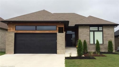 613 Sweetbay Cres, Sarnia, ON, N7S0A8 | Card Image