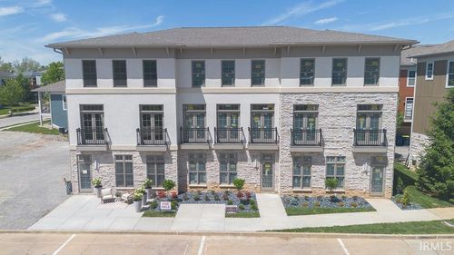 1550 S Piazza Dr, Bloomington, IN, 47401-5579 | Card Image