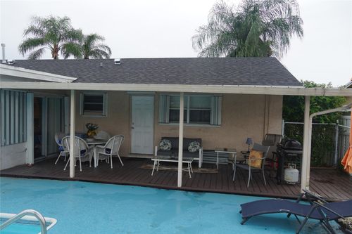 11661 Nw 32nd Mnr, Sunrise, FL, 33323-1313 | Card Image