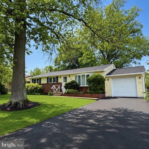 786 Roger Rd, WARMINSTER, PA, 18974-2541 | Card Image