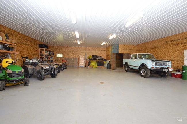 View of garage | Image 28