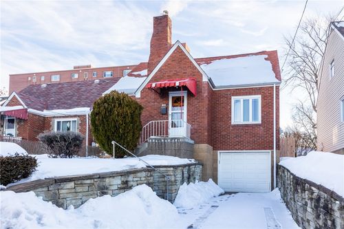 843 Library Ave, Carnegie, PA, 15106-3102 | Card Image