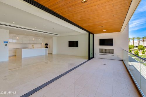 2015-6587 N Palmeraie Blvd, Paradise Valley, AZ, 85253-4374 | Card Image