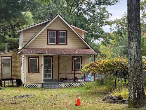 89 Minisink Trl, Glen Spey, NY, 12737-8001 | Card Image