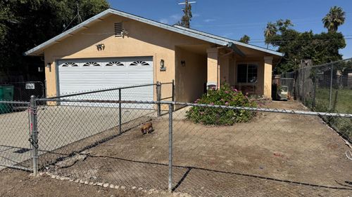2428 Young Avenue, Stockton, CA, 95205 | Card Image