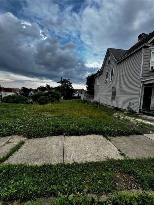 1507 Mifflin St, Homestead, PA, 15120-1829 | Card Image