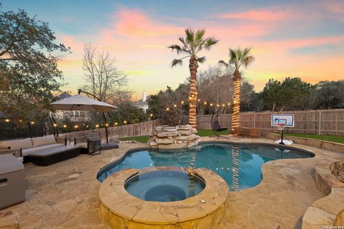 3230 Roan Way, San Antonio, TX, 78259-2221 | Card Image