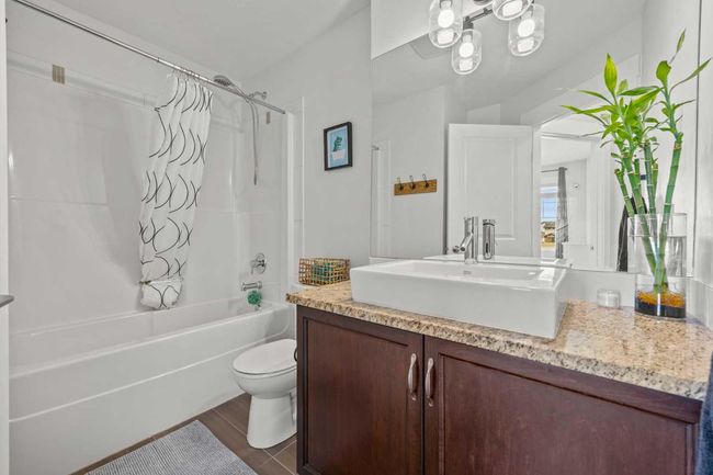 228 Rainbow Falls Green, Home with 3 bedrooms, 3 bathrooms and 4 parking in Chestermere AB | Image 42