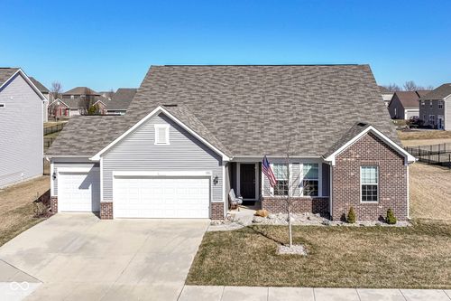 936 Plunkett Ave, Westfield, IN, 46074-5888 | Card Image