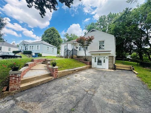 3418 Eastridge Lane, St Louis, MO, 63074 | Card Image