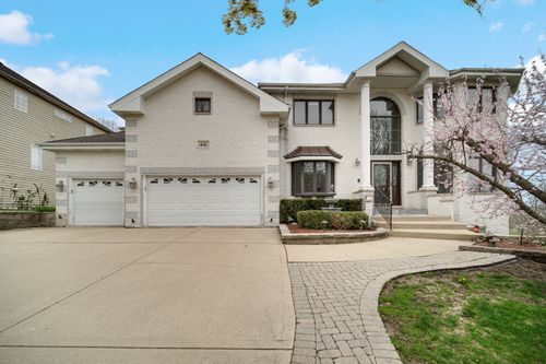 441 Delaware Cir, Bolingbrook, IL, 60440-1467 | Card Image