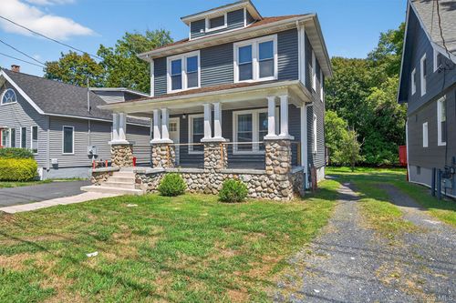 11 Dolson Ave, Middletown, NY, 10940-6423 | Card Image
