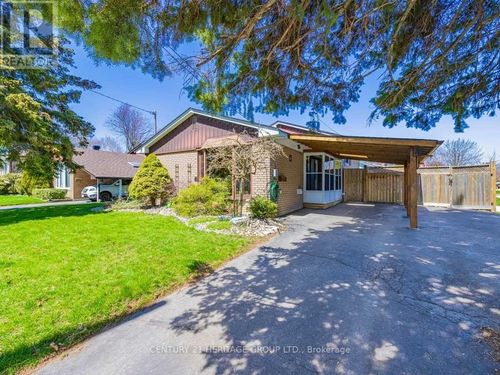 2 Brightside Dr, Scarborough, ON, M1E3Y9 | Card Image