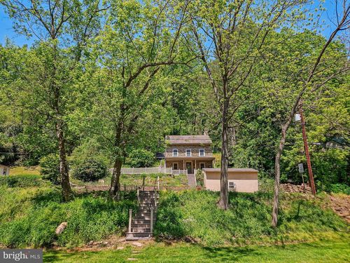 591 Pequea Blvd, PEQUEA, PA, 17565-9764 | Card Image