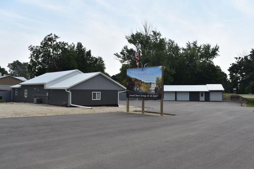 120 &160 N Hunt Street, Mitchell, IA, 50461 | Card Image