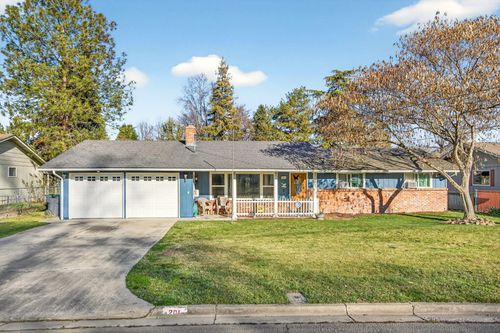 201 S Rose St, Phoenix, OR, 97535-9791 | Card Image