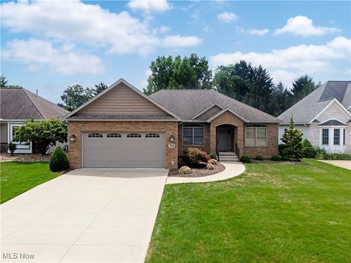 712 Homestead Pointe Dr, Orrville, OH, 44667-9283 | Card Image