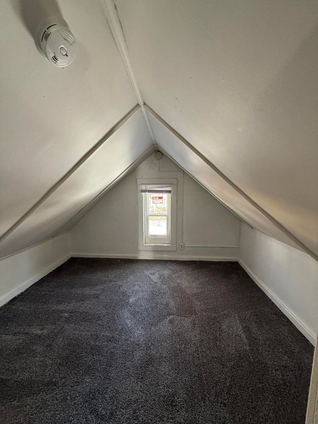 811 Larned St, Home with 0 bedrooms, 0 bathrooms and 4 parking in Lansing MI | Image 21