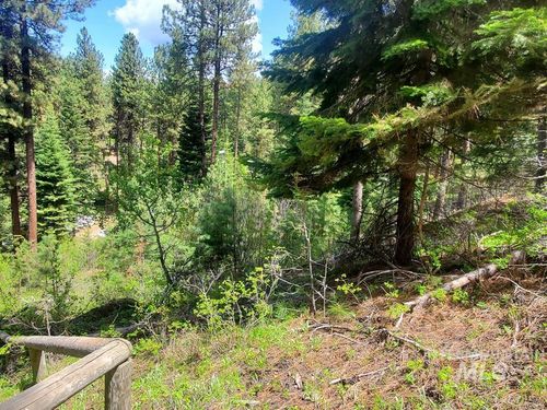 1289 Shore Dr, Cascade, ID, 83611-7738 | Card Image