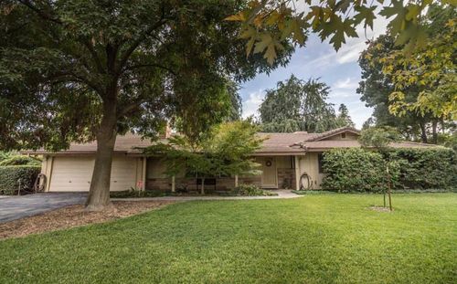 1375 W Pioneer Avenue, Porterville, CA, 93257 | Card Image