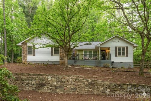 128 Camellia Way, Hendersonville, NC, 28739-9306 | Card Image